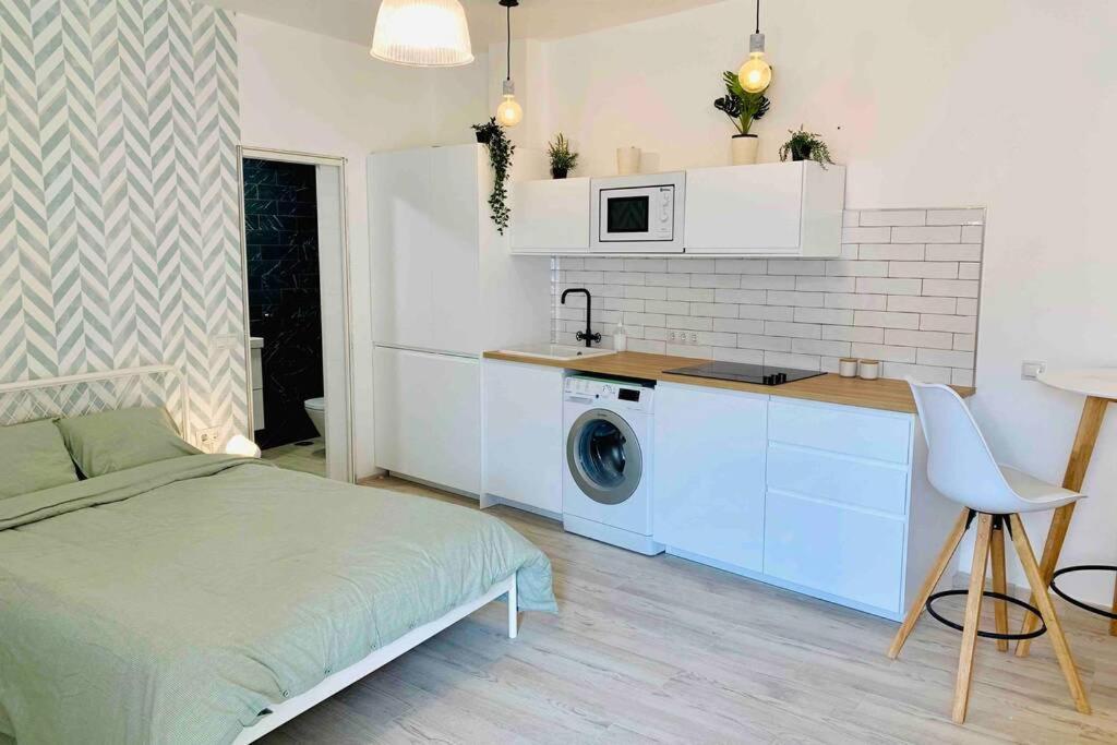 Roof Top Luxury City Center Apartment By Namaste Elite 토레몰리노스 외부 사진
